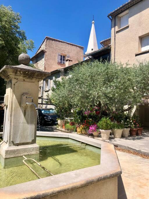 Logement Neuf, Tout Confort, Au Coeur Du Village Saint Didier  Екстериор снимка