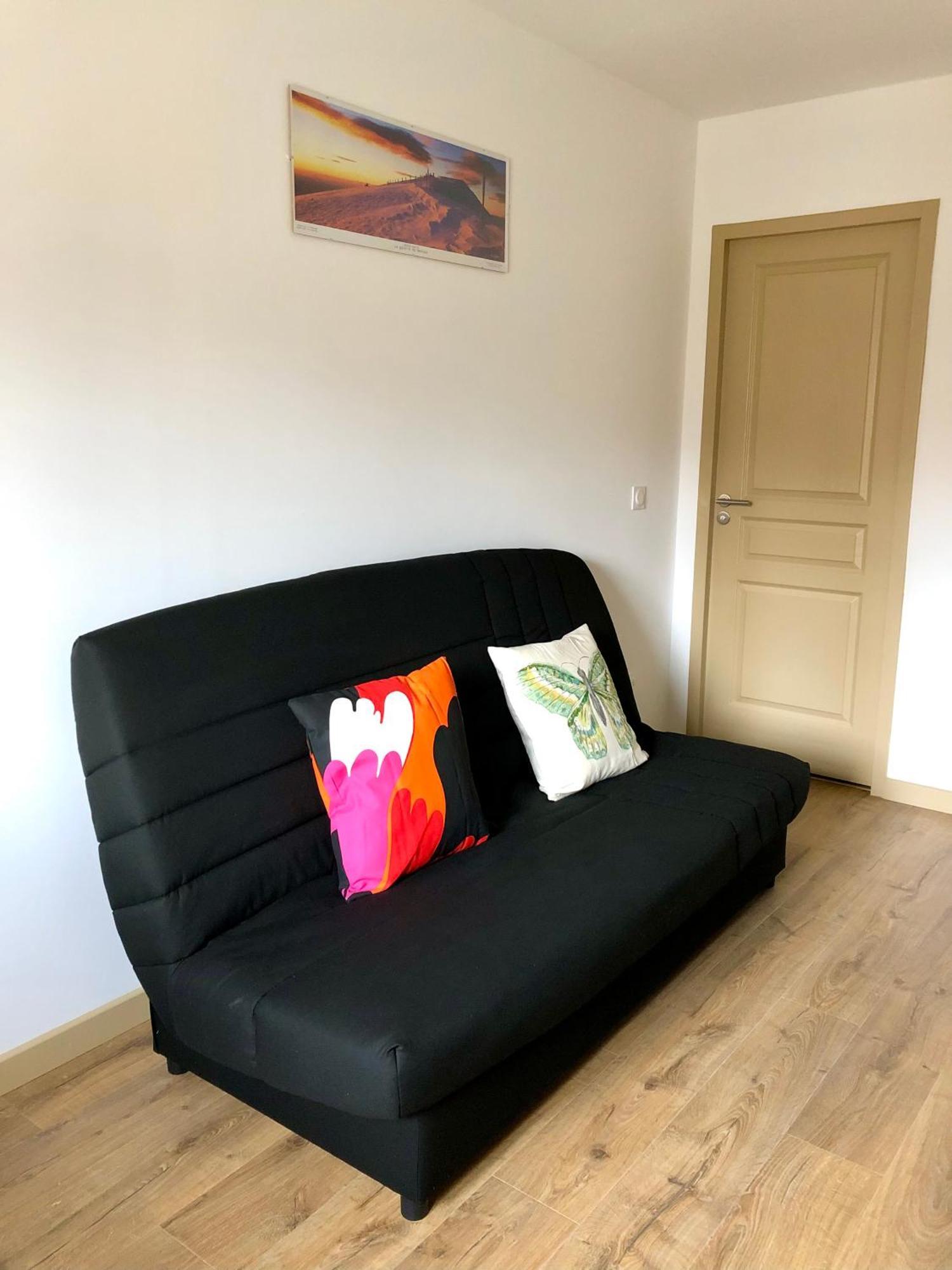 Logement Neuf, Tout Confort, Au Coeur Du Village Saint Didier  Екстериор снимка