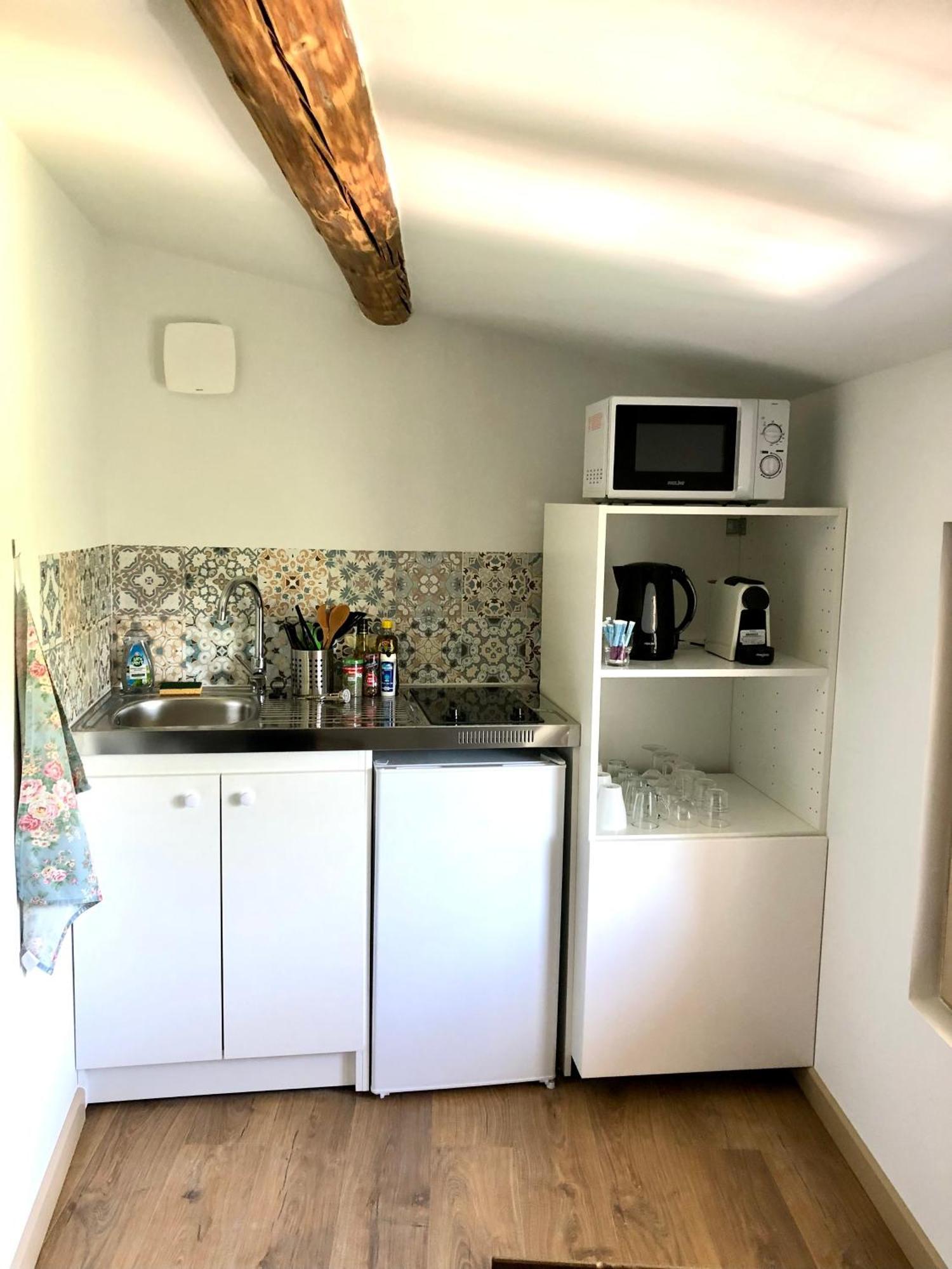 Logement Neuf, Tout Confort, Au Coeur Du Village Saint Didier  Екстериор снимка